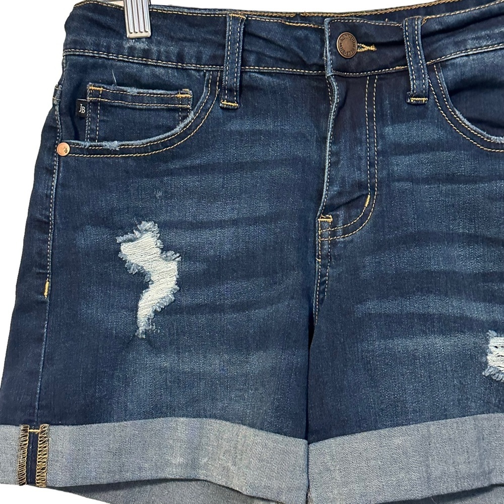 Judy Blue Distressed Denim Cuffed Hem Shorts JB1552 Size Medium Boho Festival - Picture 3 of 11